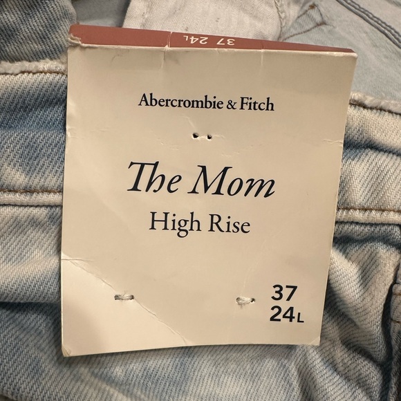 Abercrombie & Fitch the mom high rise Love High Rise Curve light wash 37/24L - Picture 14 of 16